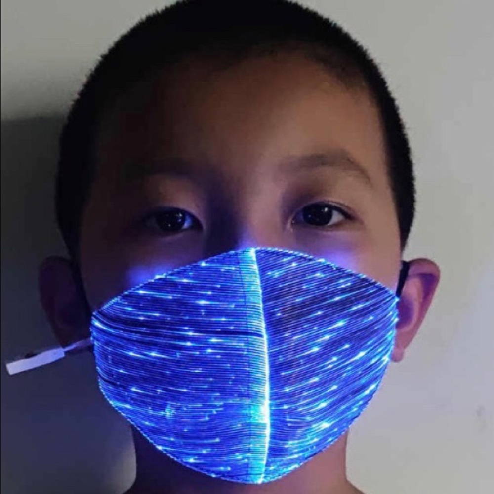 Children’s light up face mask!